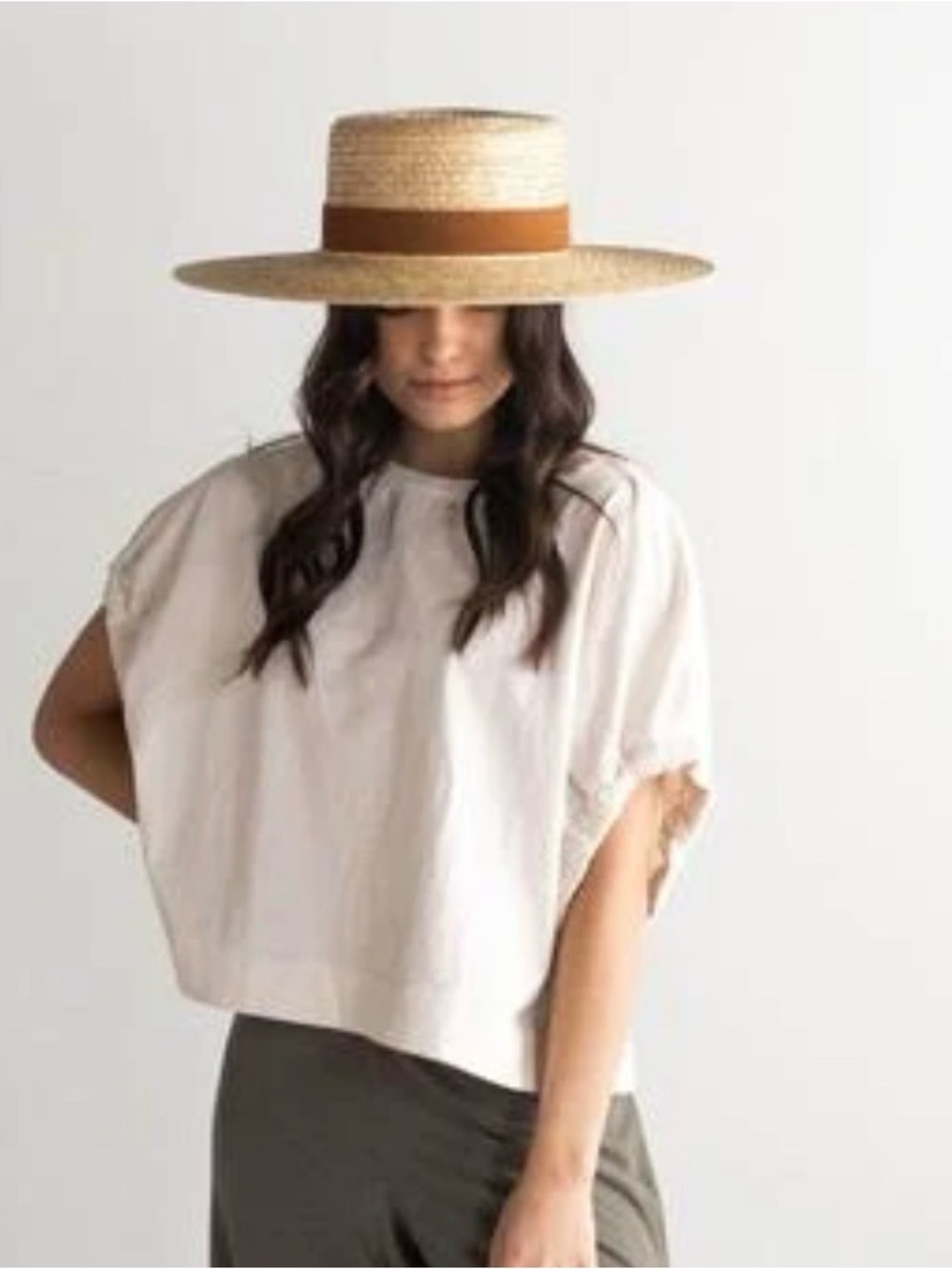 Gigi Pip Capri Straw Boater Hat 61 XL Wide Brim Natural Wheat Camel Suede Band
